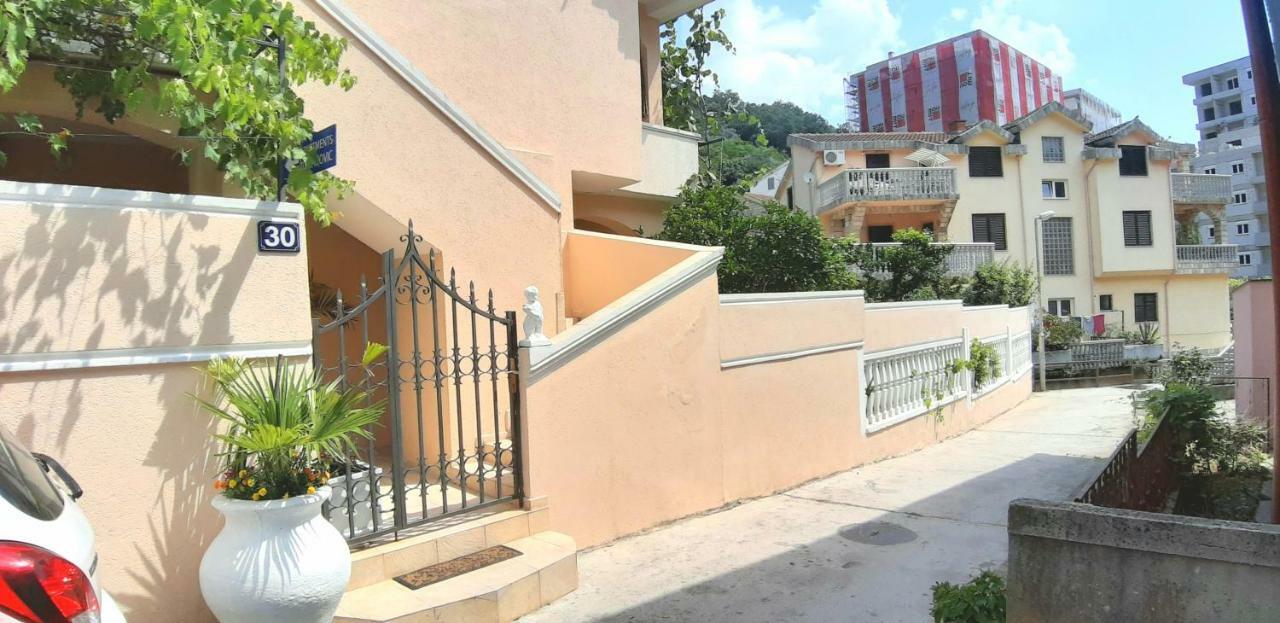 Apartments & Studios Tomanovic 布德瓦 外观 照片